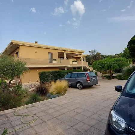 Appartamento In Der 'villa Luigi' Mit Oberirdischem Pool By Interhome *